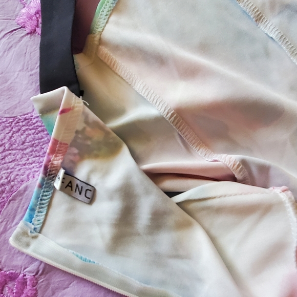 silk dress - Picture 7 of 8